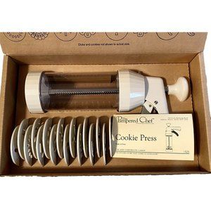 The Pampered Chef Cookie Press Model 1525 W 16 Discs Instructions Recipes White